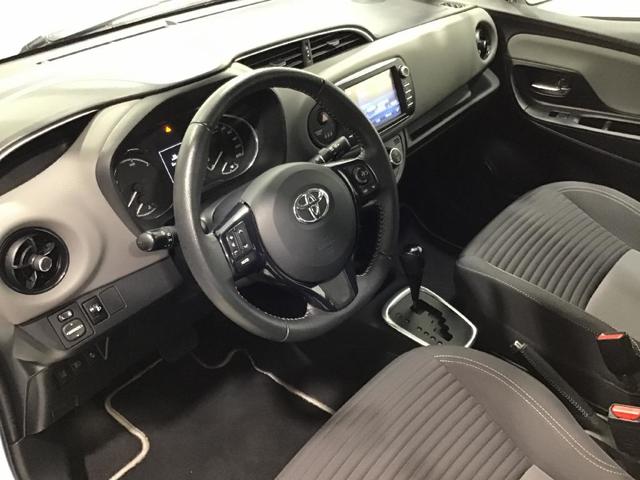 Foto Toyota Yaris 4