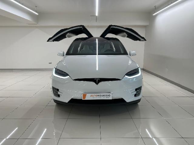 Foto Tesla Model X 10