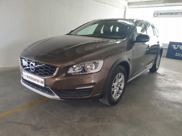 Foto Volvo V60 Cross Country 4