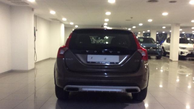 Foto Volvo V60 Cross Country 12