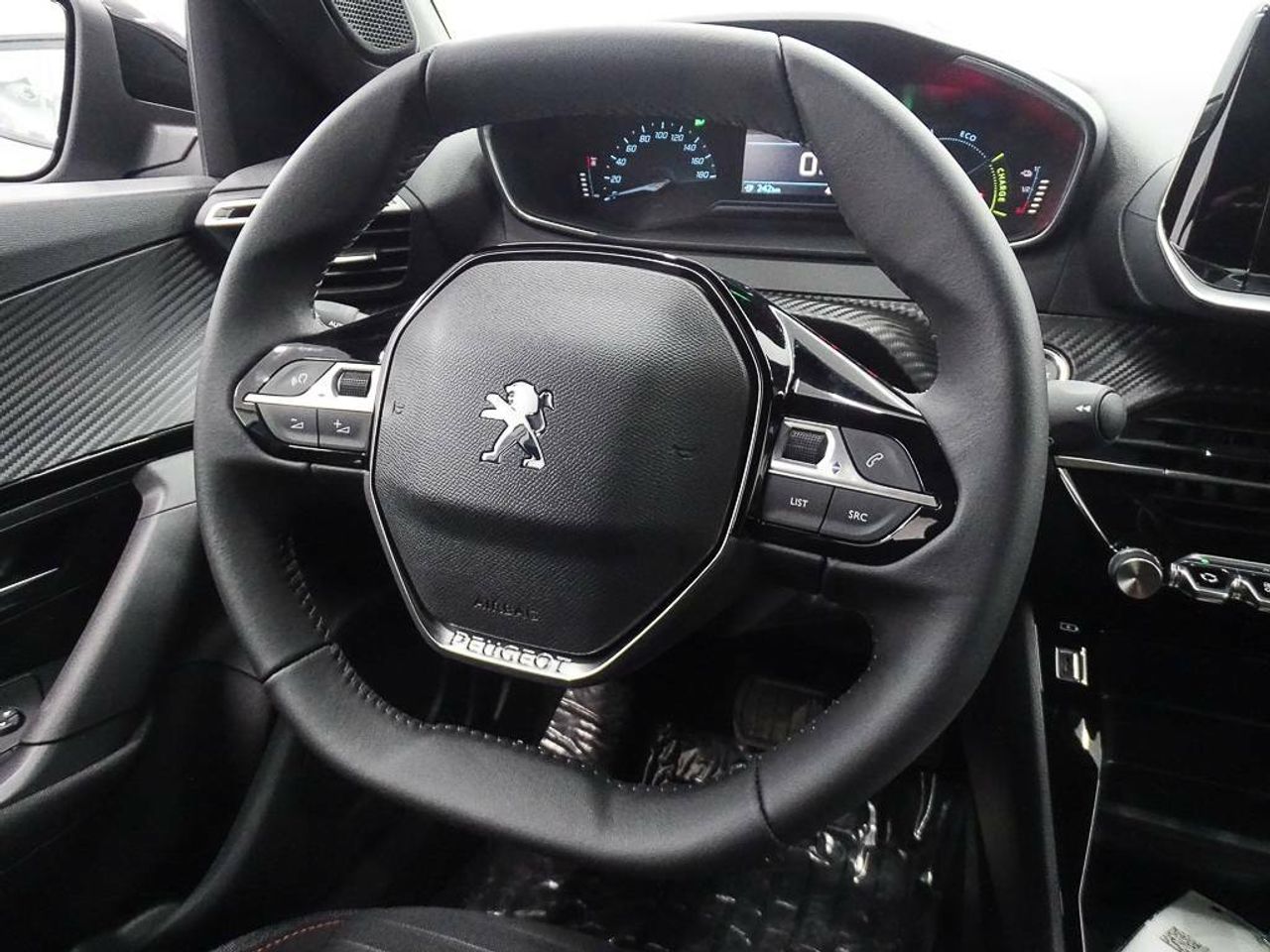 Foto Peugeot 2008 23