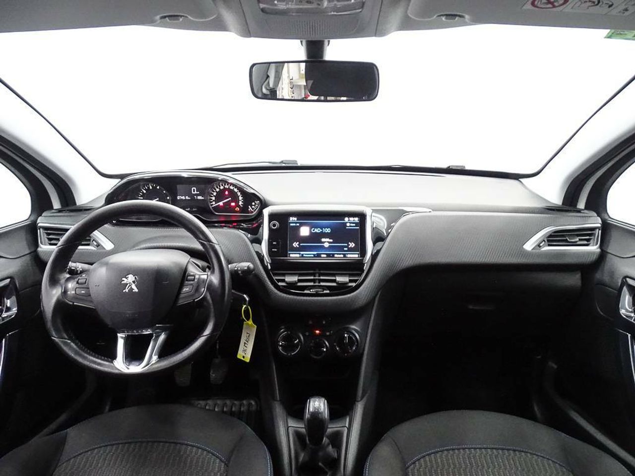 Foto Peugeot 208 14