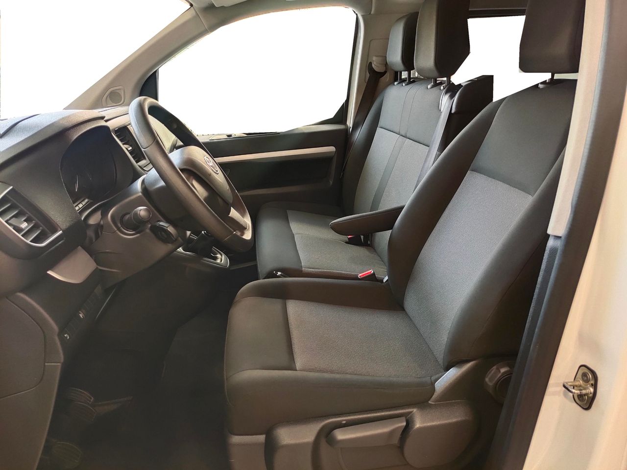 Foto Toyota Proace Verso 13