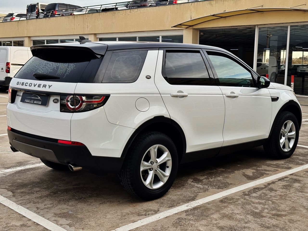 Foto Land-Rover Discovery Sport 3