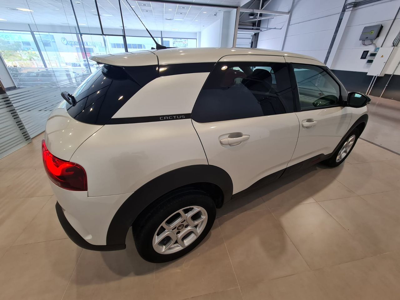 Foto Citroën C4 Cactus 4