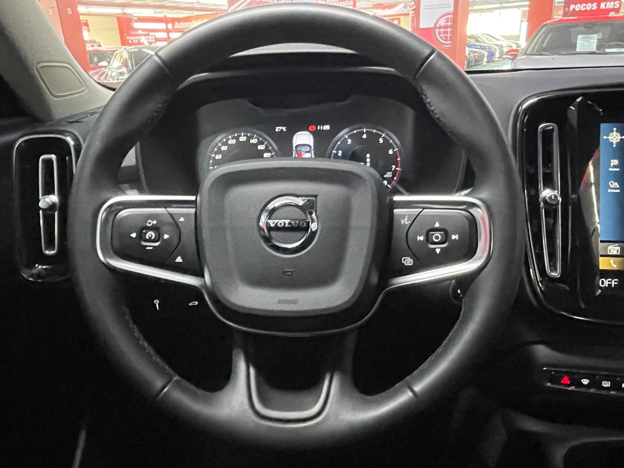 Foto Volvo XC40 15