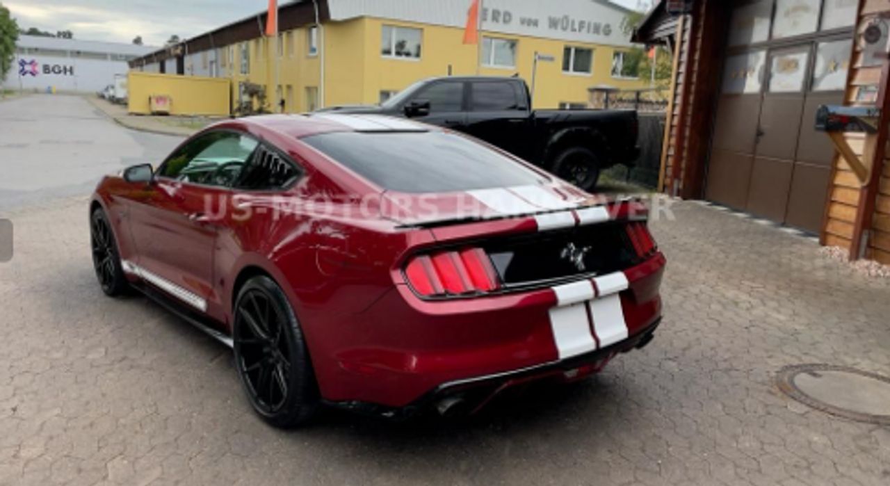 Foto Ford Mustang 10