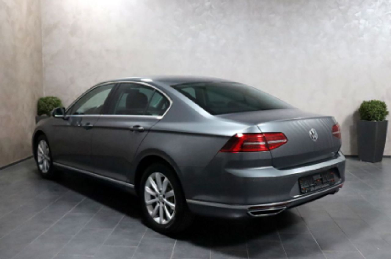 Foto Volkswagen Passat 4