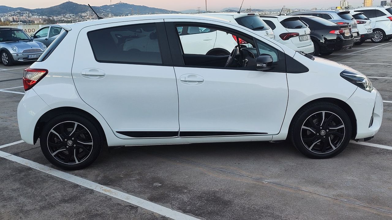 Foto Toyota Yaris 3