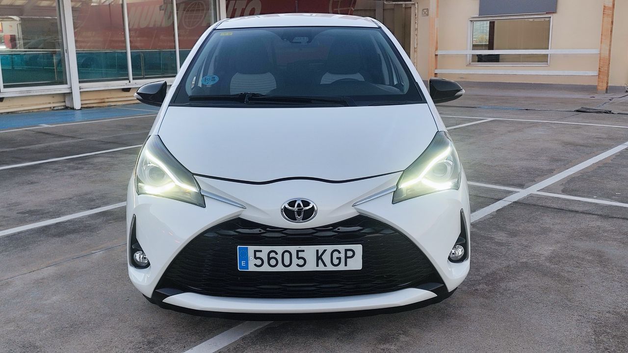 Foto Toyota Yaris 6