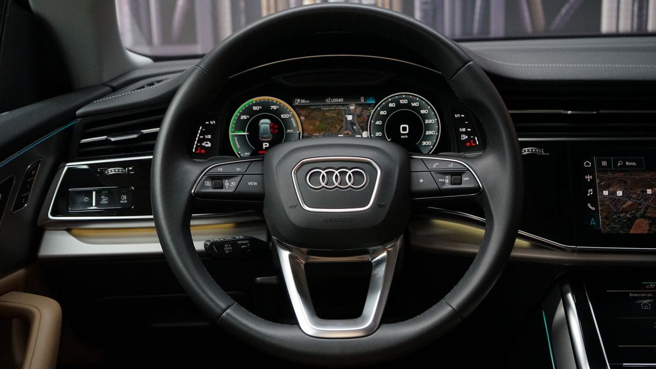 Foto Audi Q8 14