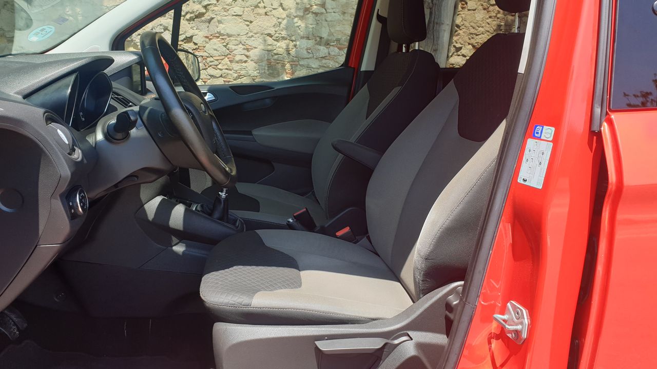 Foto Ford Tourneo Courier 6