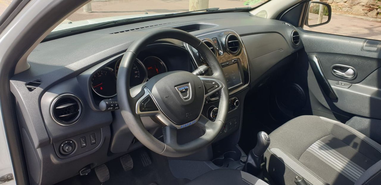 Foto Dacia Sandero Stepway 13