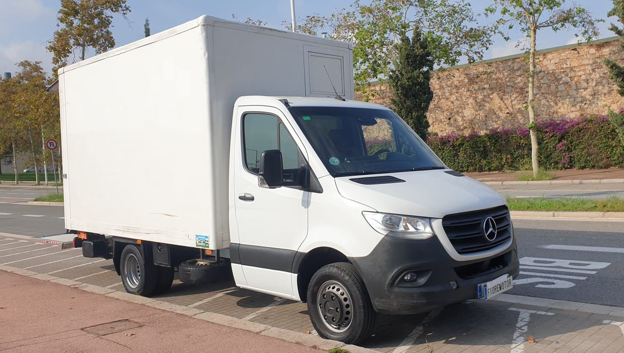 Foto Mercedes-Benz Sprinter 2