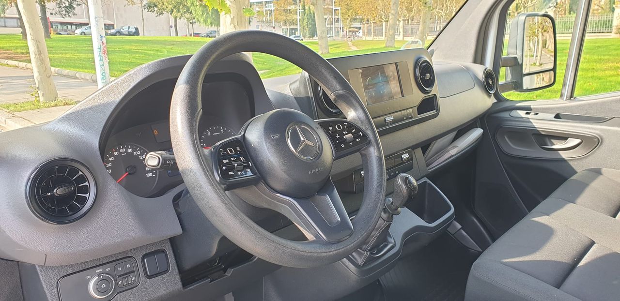 Foto Mercedes-Benz Sprinter 7