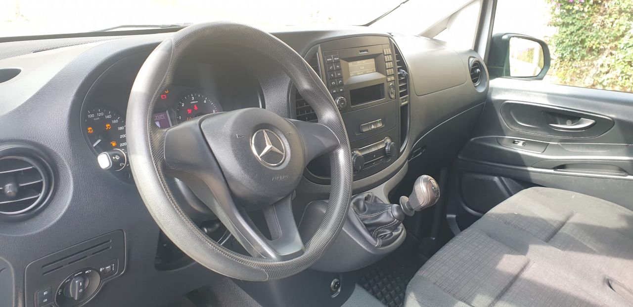 Foto Mercedes-Benz Vito 8