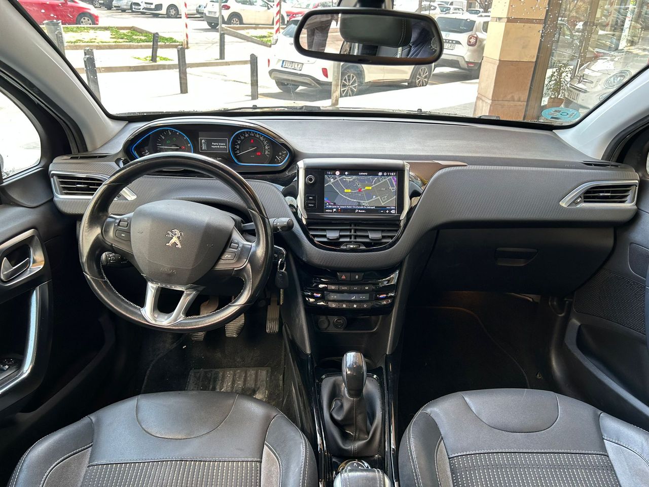 Foto Peugeot 2008 12