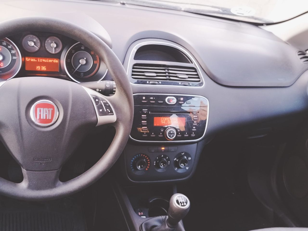 Foto Fiat Punto 8