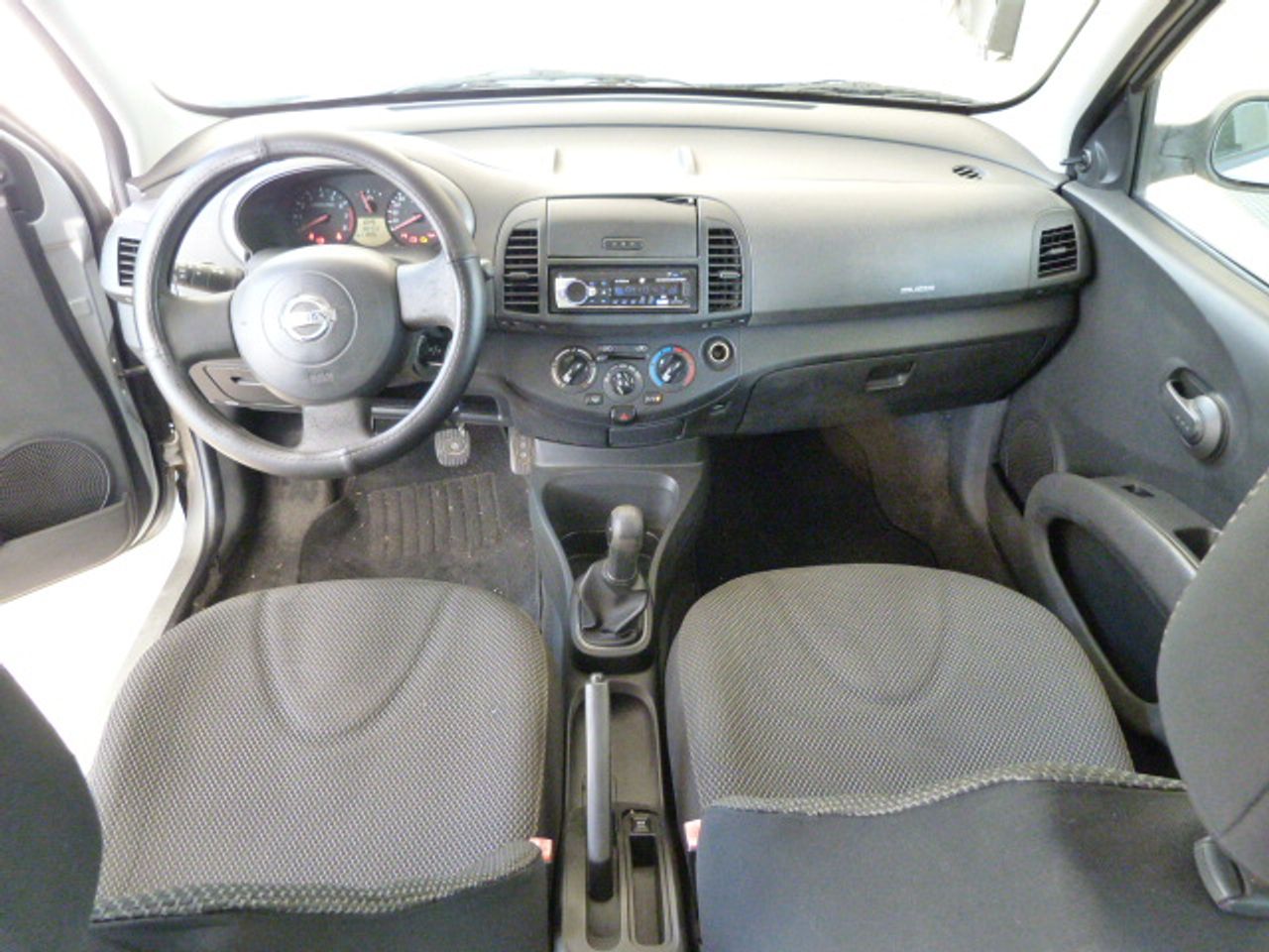 Foto Nissan Micra 27