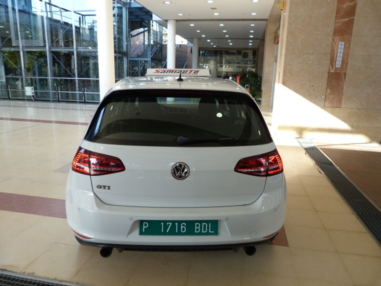 Foto Volkswagen Golf 19