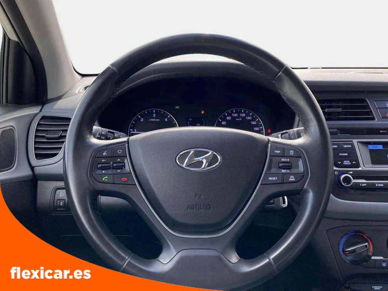 Foto Hyundai i20 12