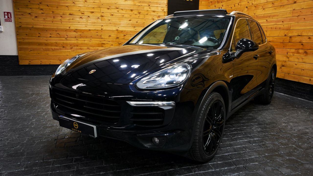 Foto Porsche Cayenne 12