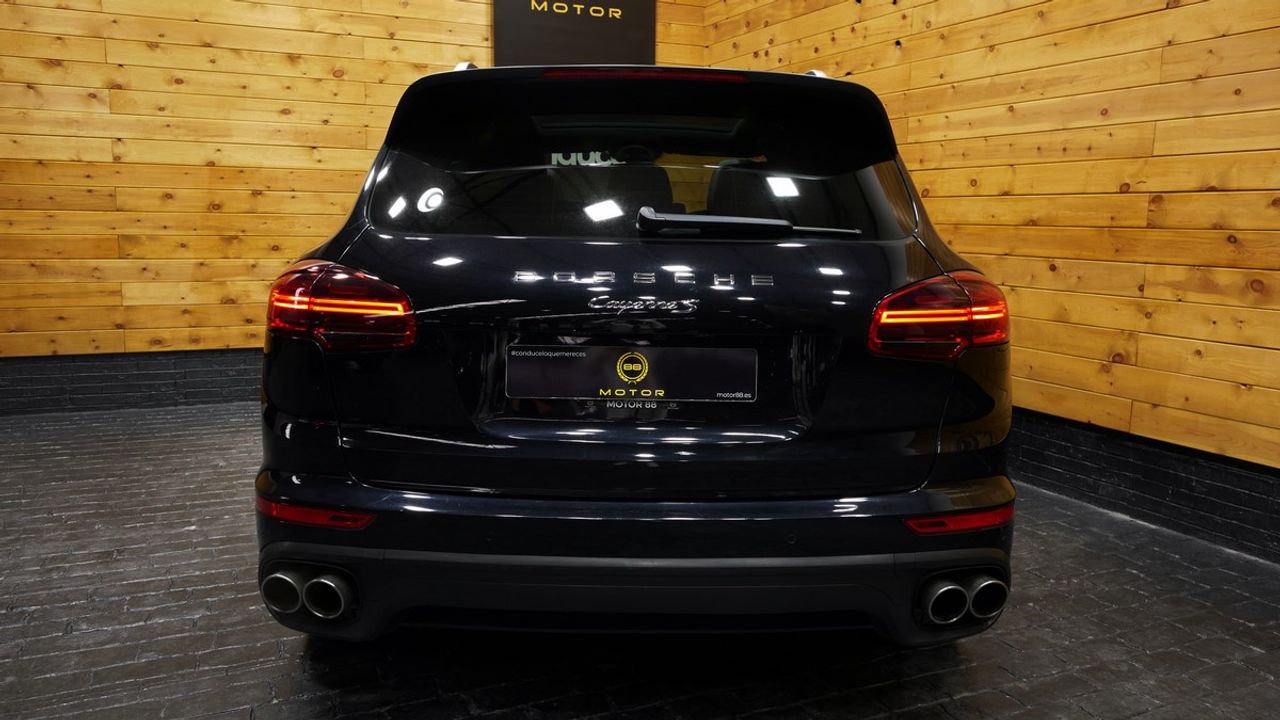 Foto Porsche Cayenne 24