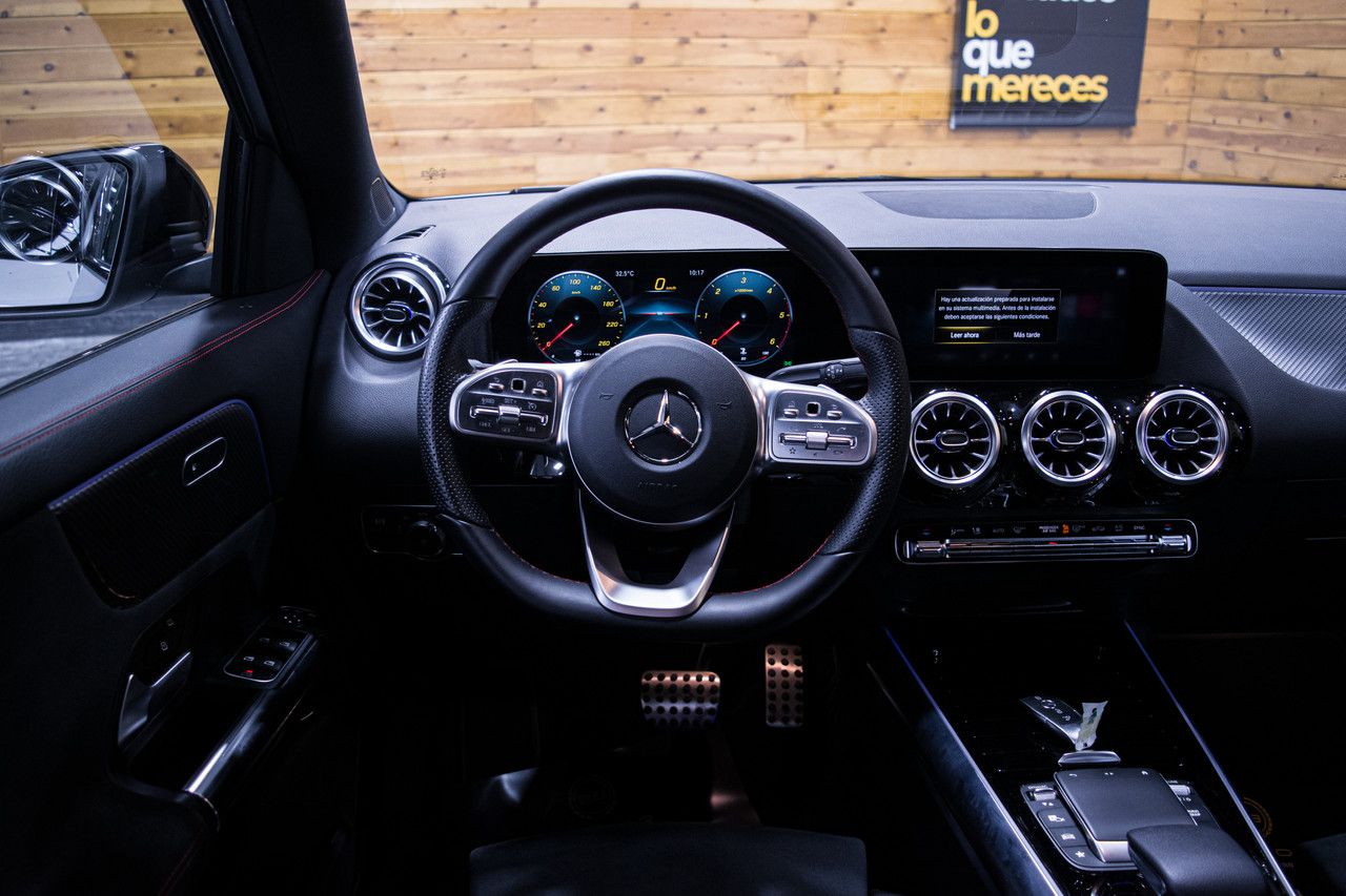 Foto Mercedes-Benz Clase GLA 13