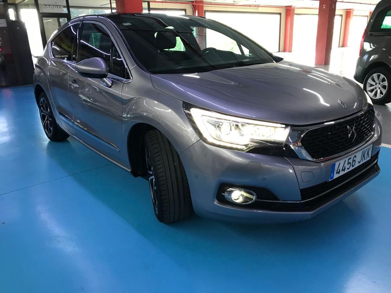 Foto DS Automobiles DS 4 Crossback 2