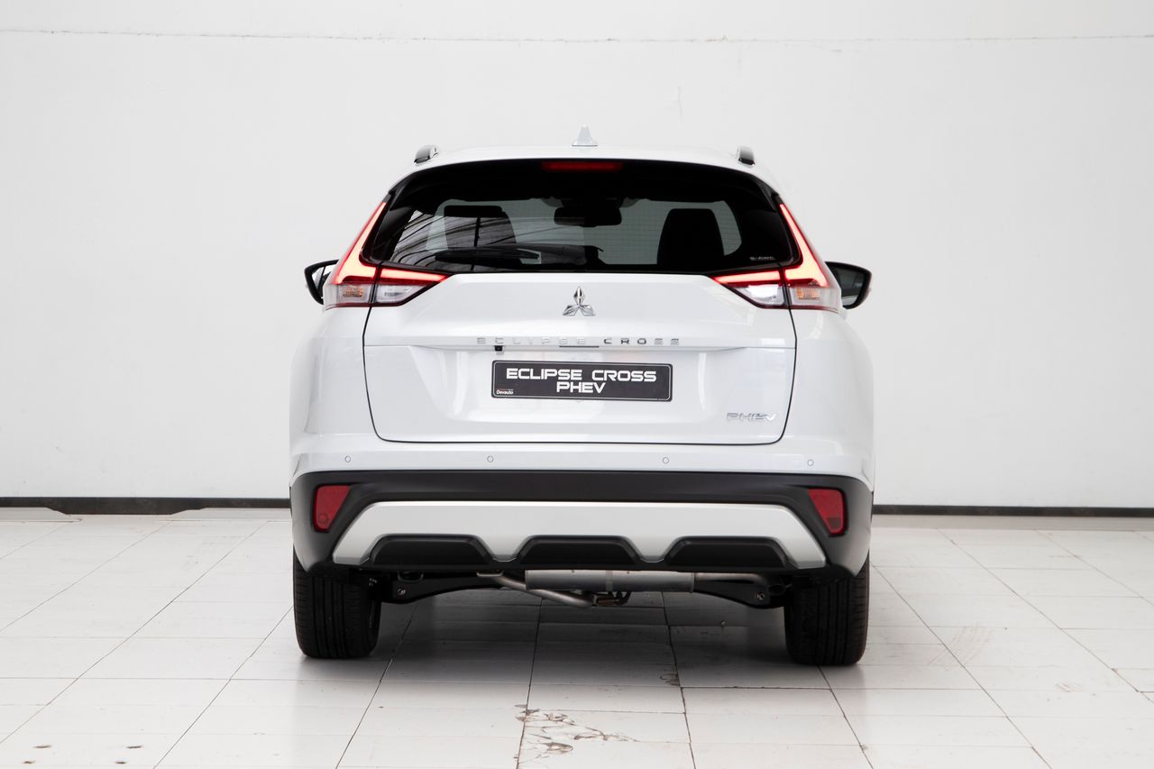 Foto Mitsubishi Eclipse Cross 4