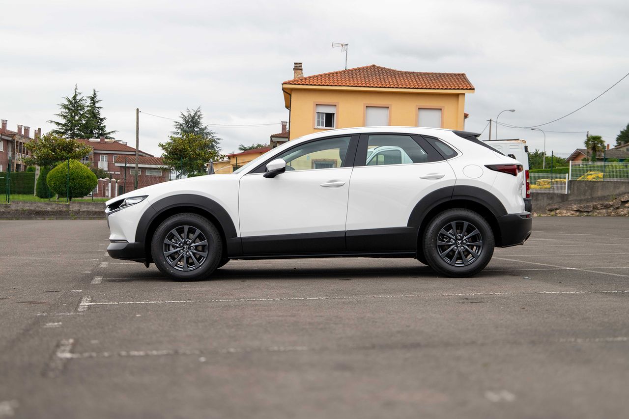 Foto Mazda CX-30 2