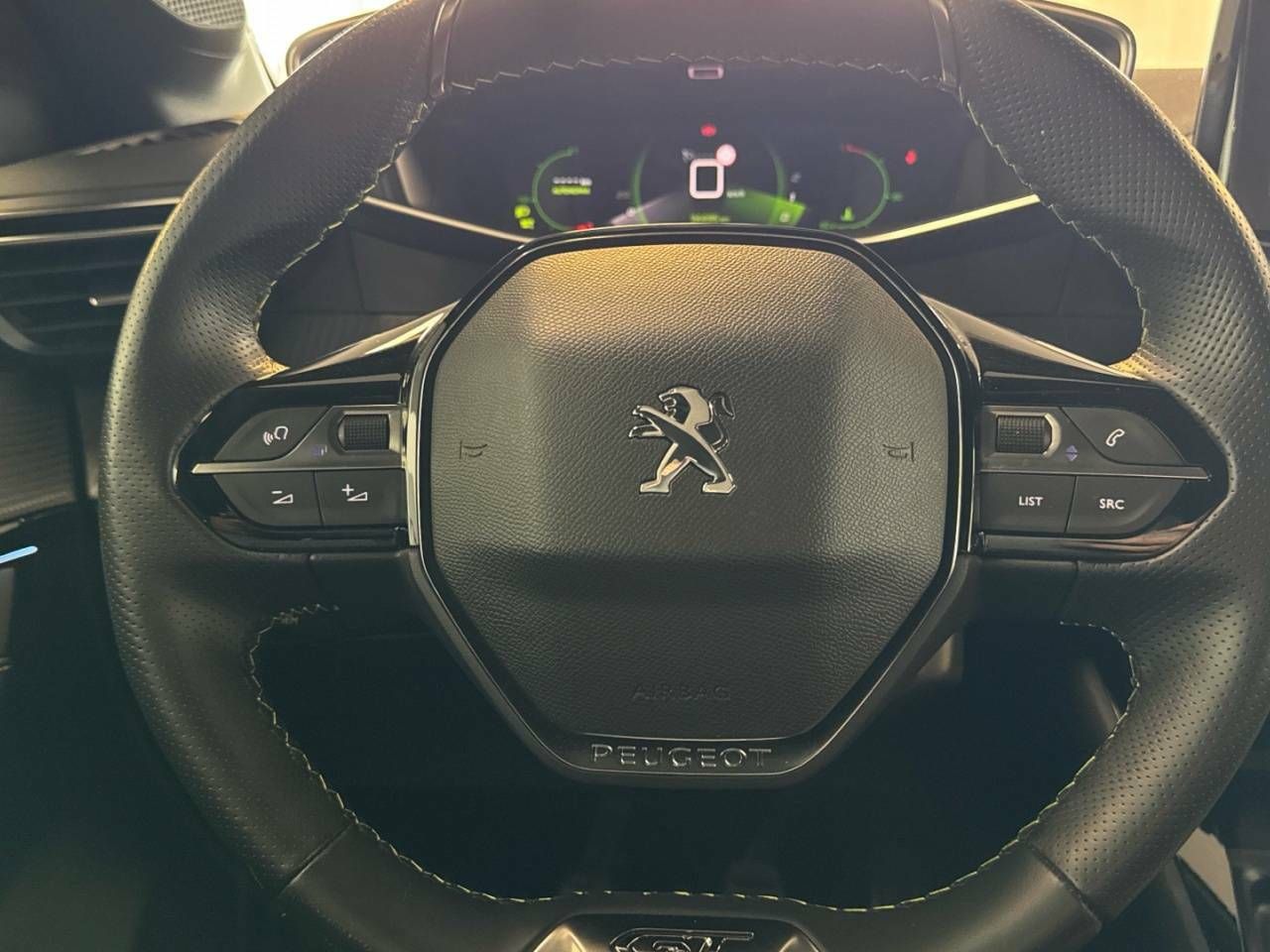 Foto Peugeot 208 8