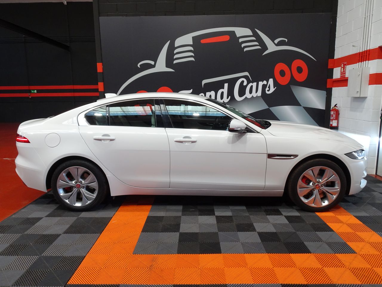 Foto Jaguar XE 5