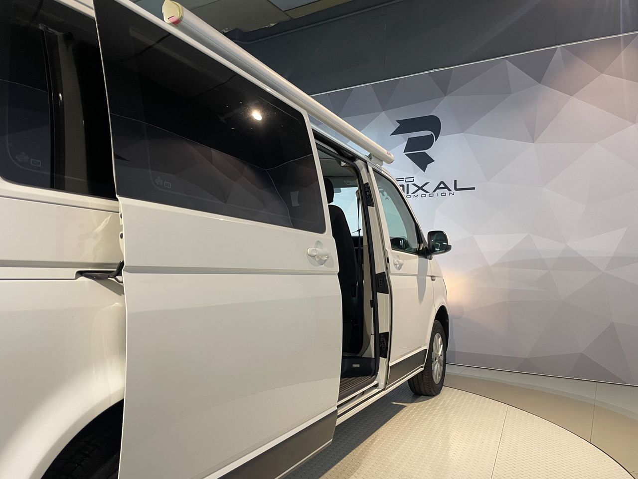 Foto Volkswagen Transporter 9