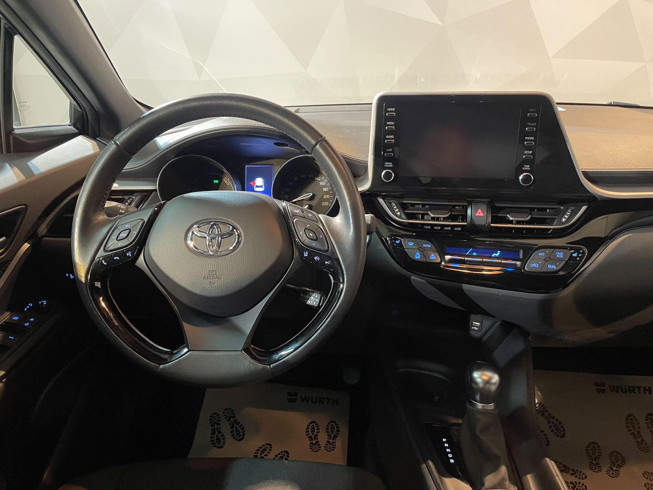 Foto Toyota C-HR 23