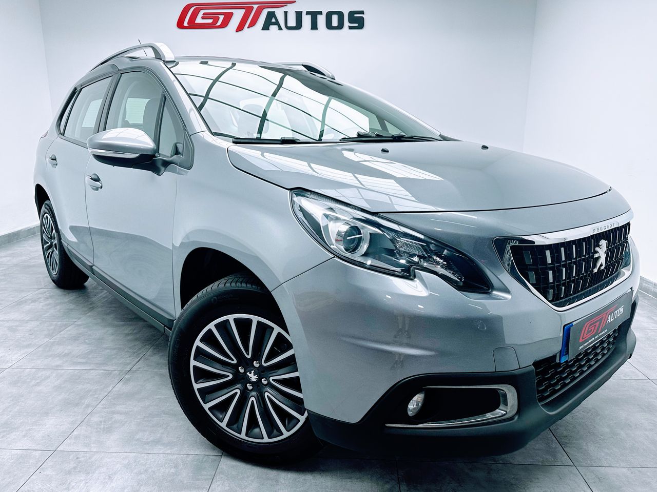 Foto Peugeot 2008 1