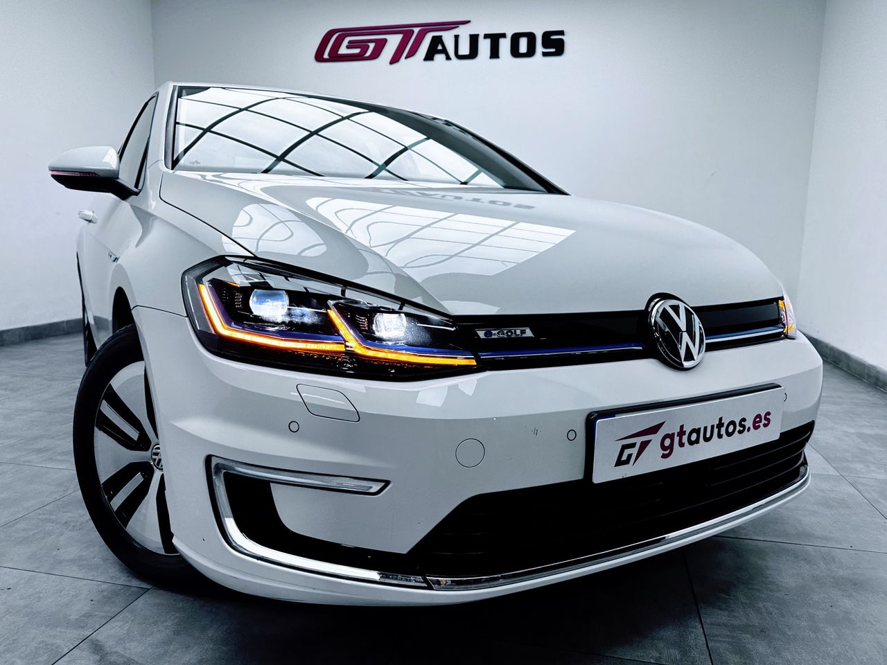 Foto Volkswagen Golf 17