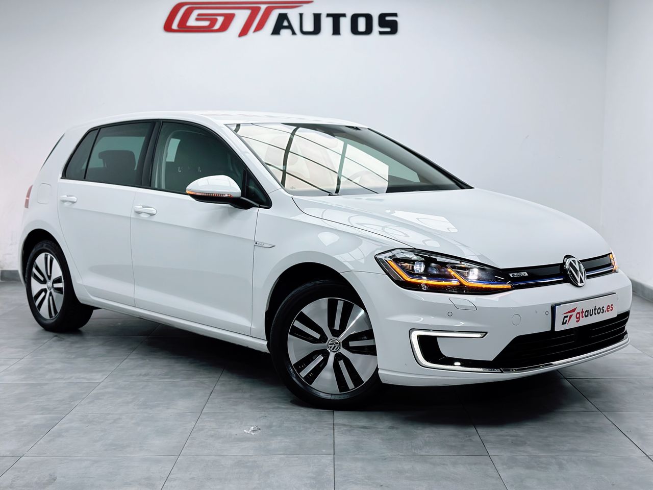 Foto Volkswagen Golf 15