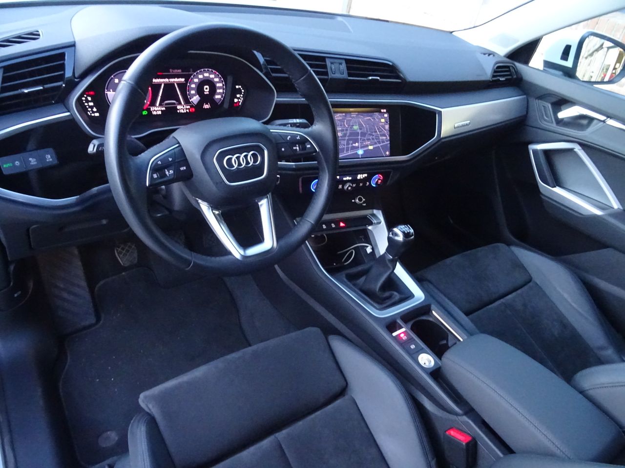 Foto Audi Q3 11