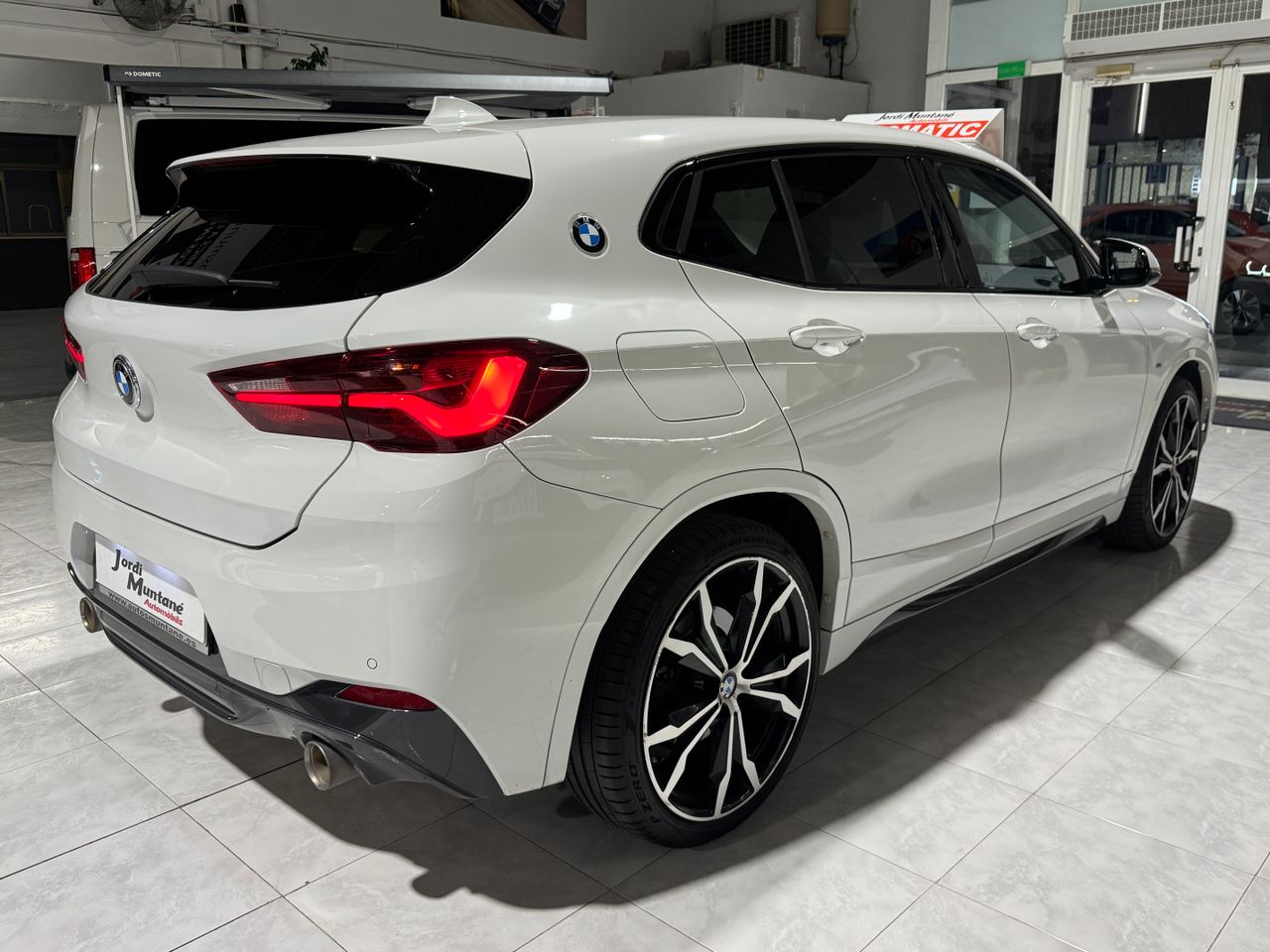 Foto BMW X2 4