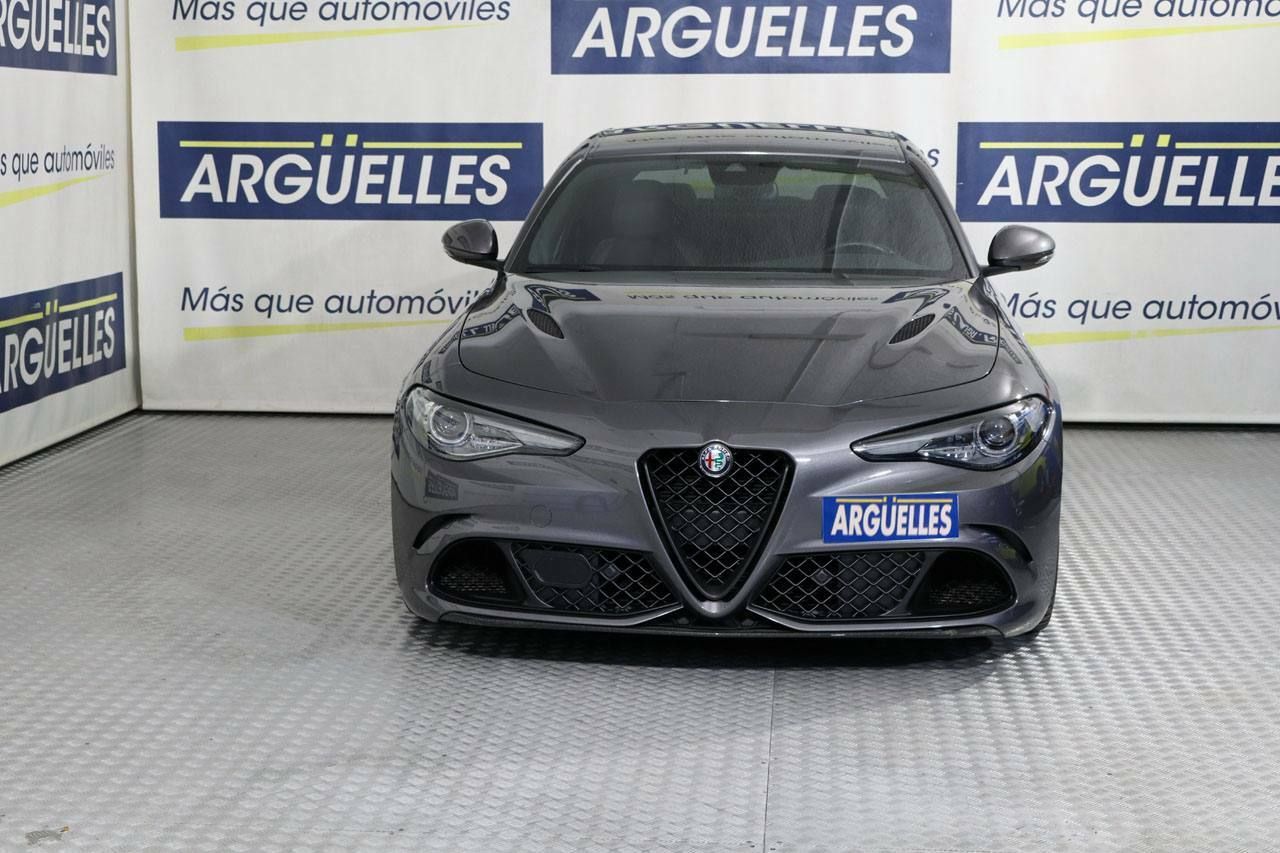 Foto Alfa Romeo Giulia 2