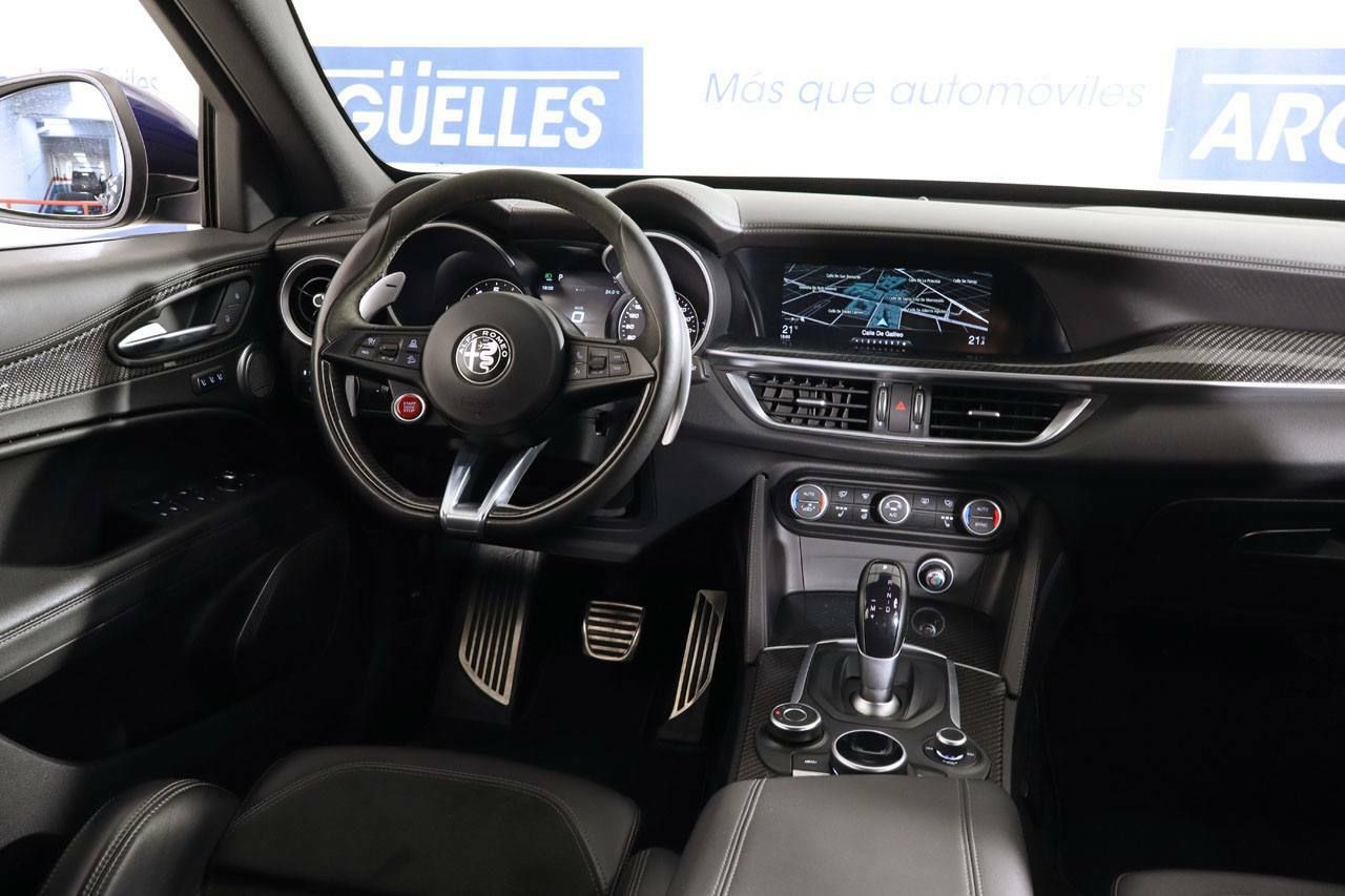 Foto Alfa Romeo Stelvio 22