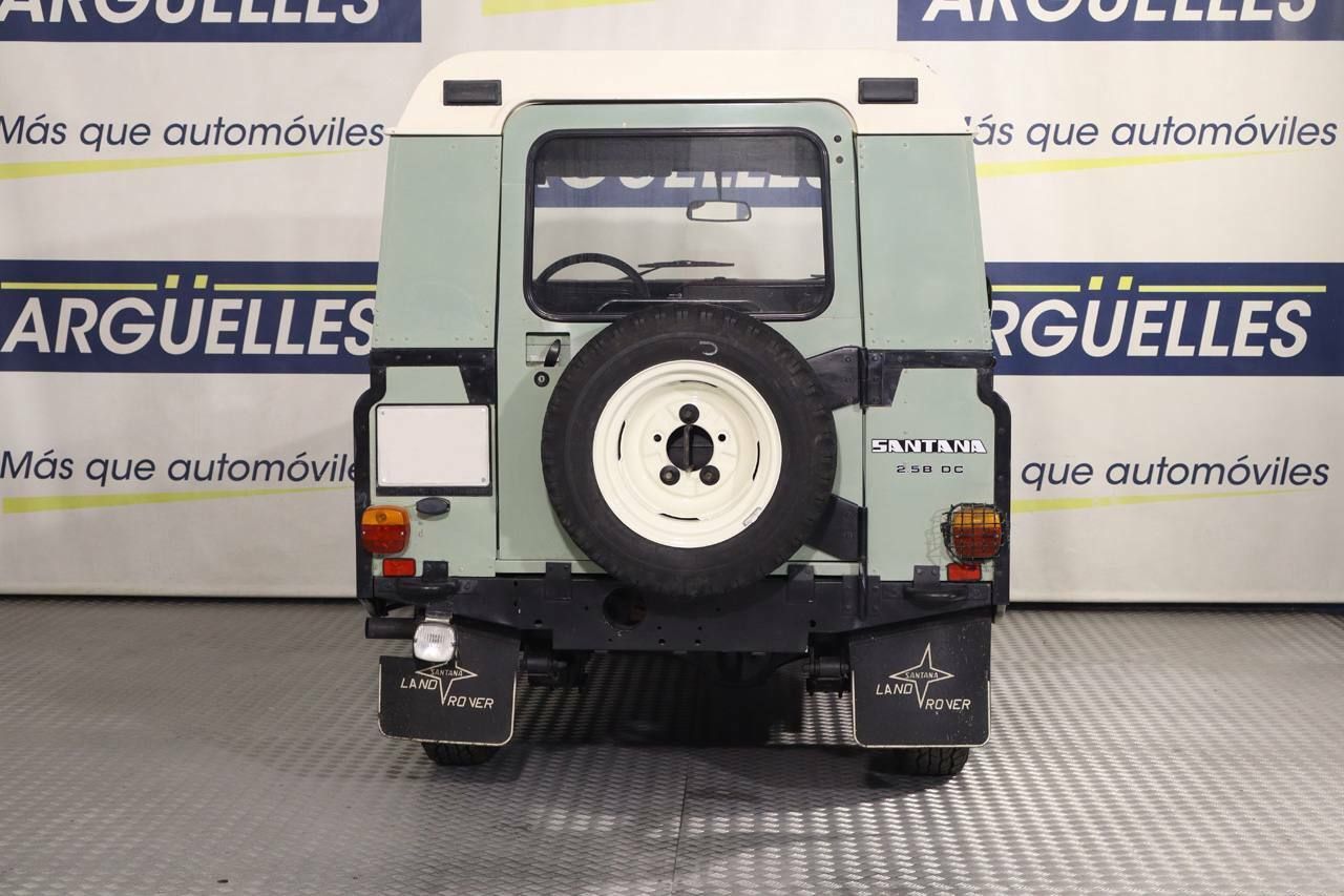 Foto Land-Rover Defender 4