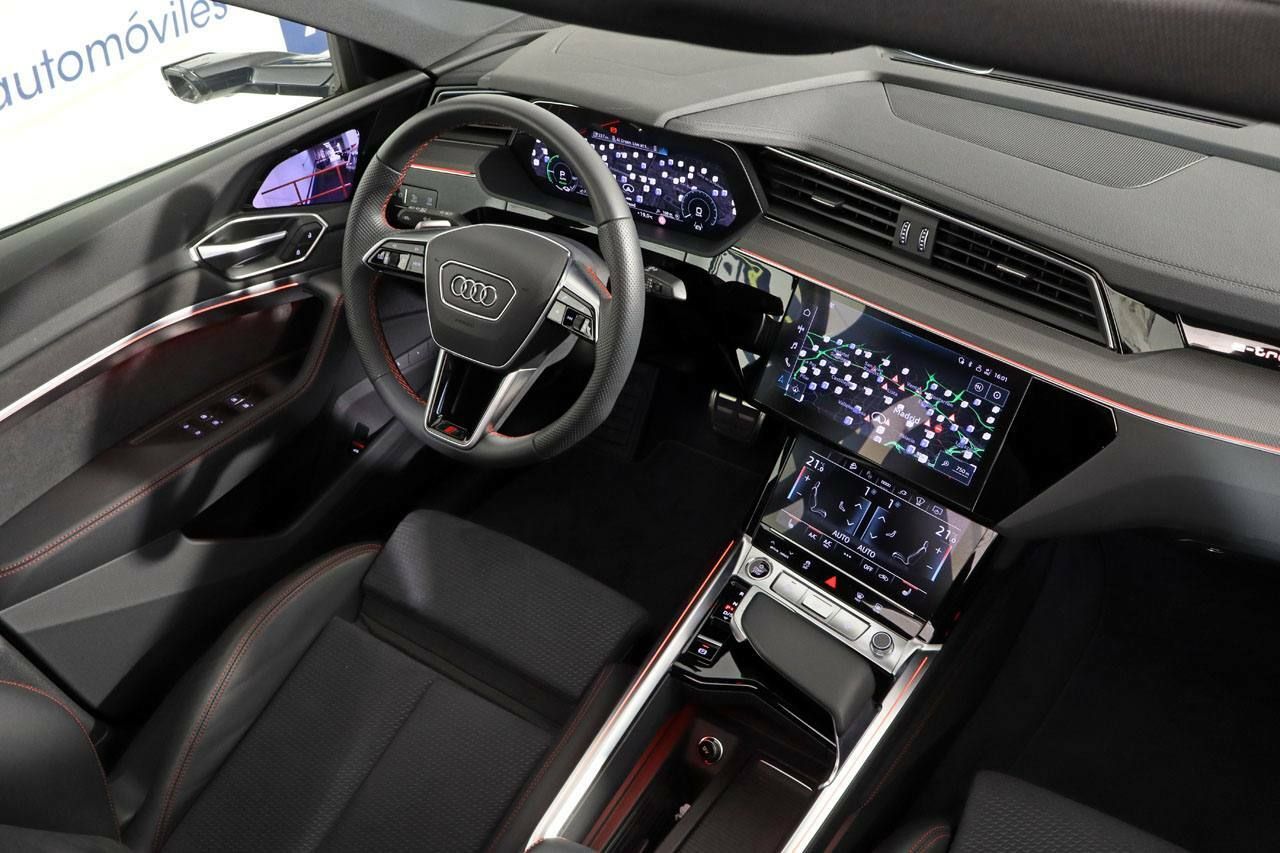 Foto Audi Q8 10