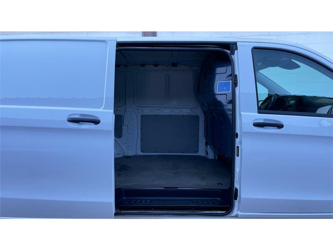 Foto Mercedes-Benz Vito 17