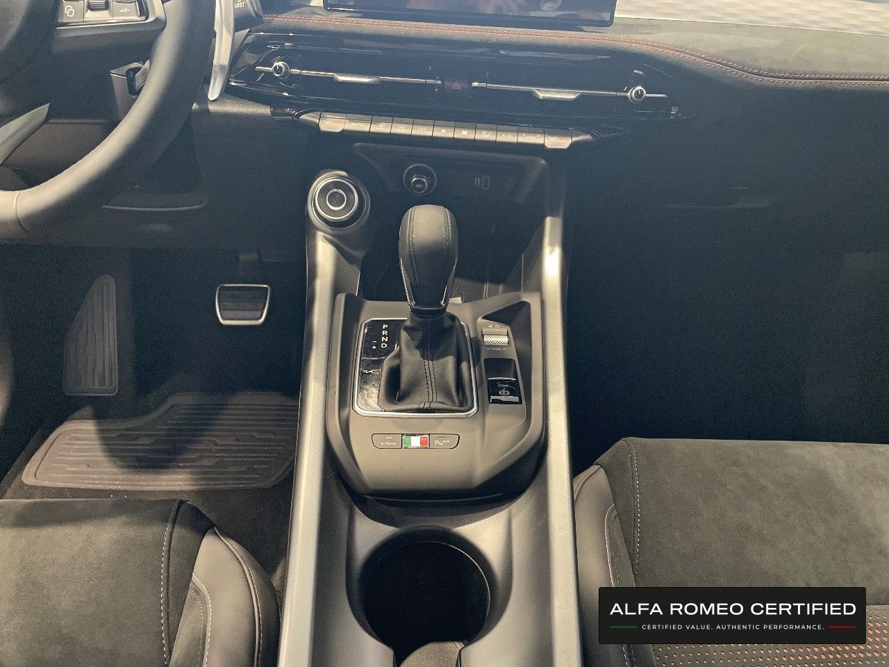 Foto Alfa Romeo Tonale 15