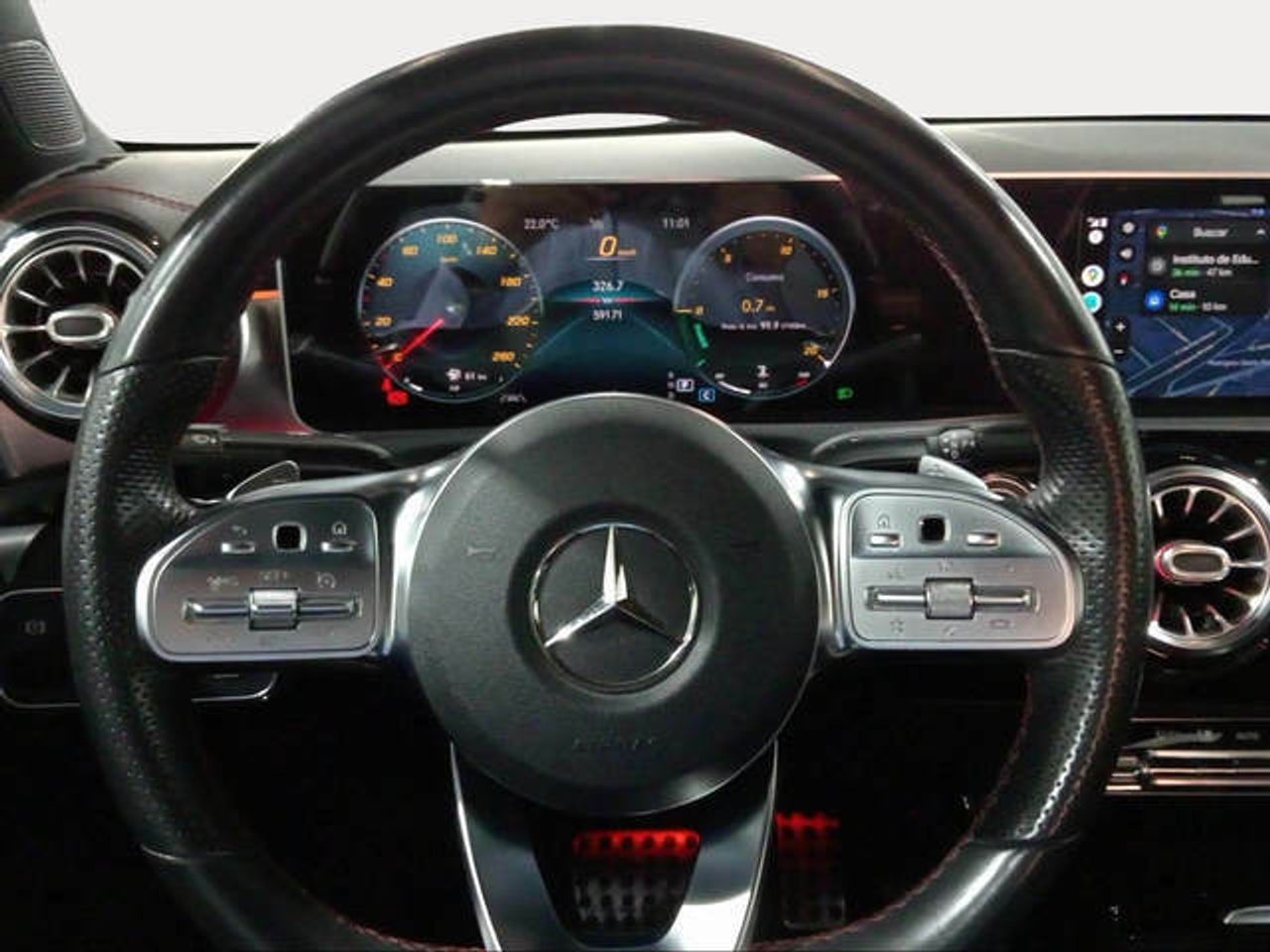 Foto Mercedes-Benz Clase CLA 17