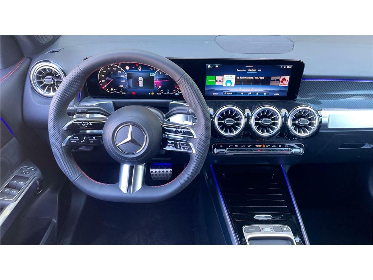 Foto Mercedes-Benz Clase GLB 9