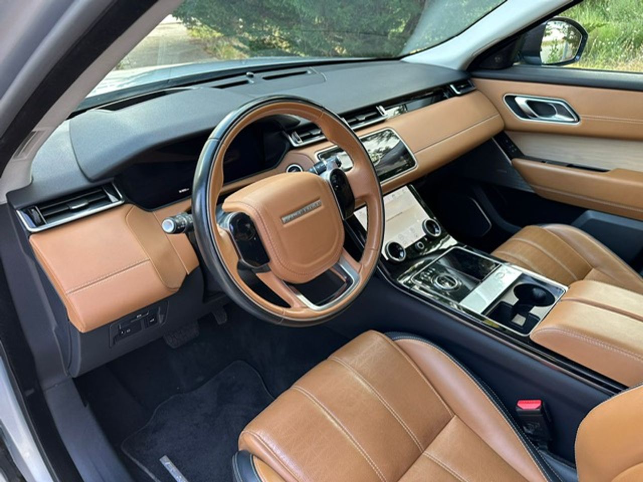 Foto Land-Rover Range Rover Velar 63