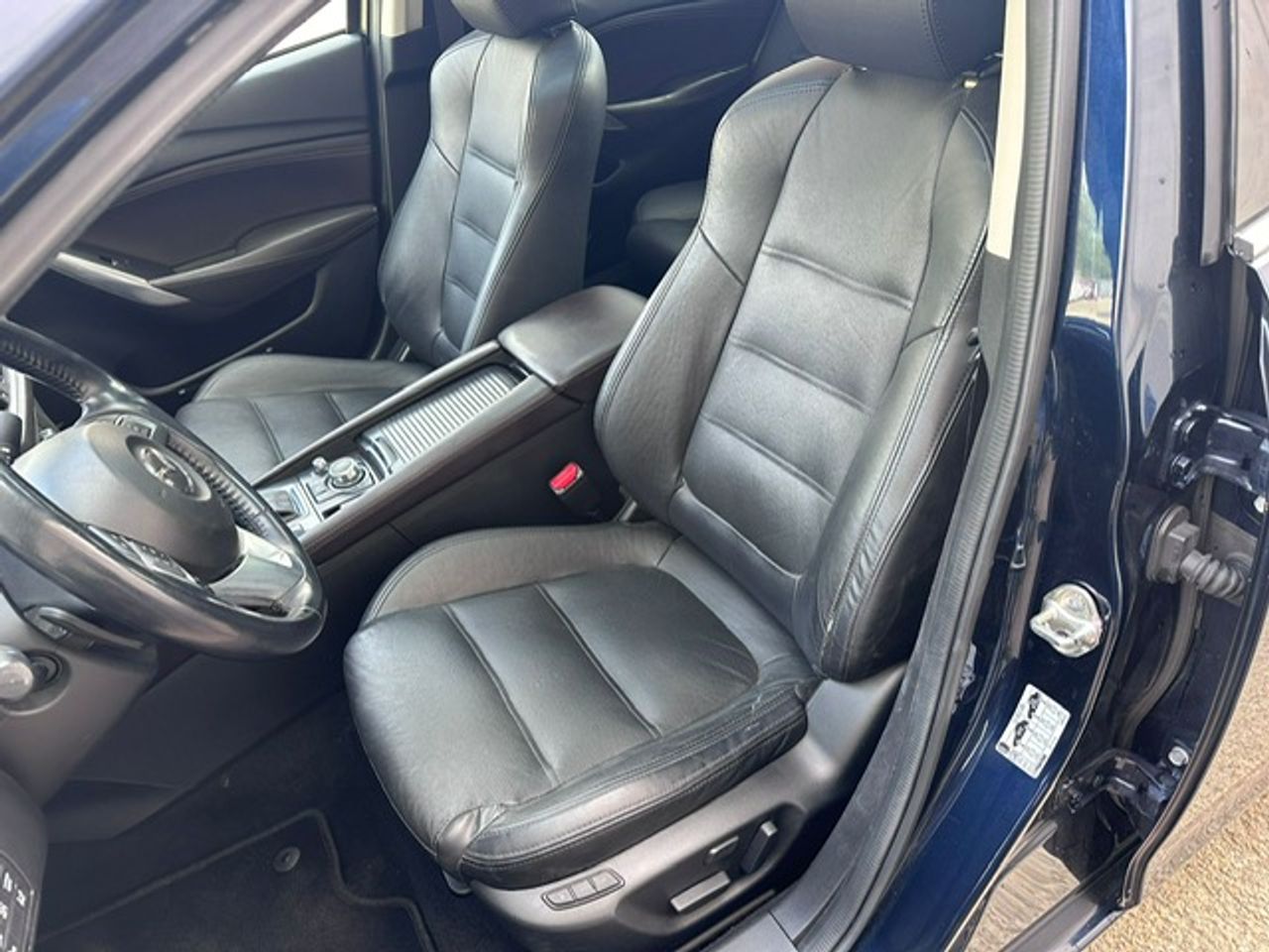 Foto Mazda Mazda6 33